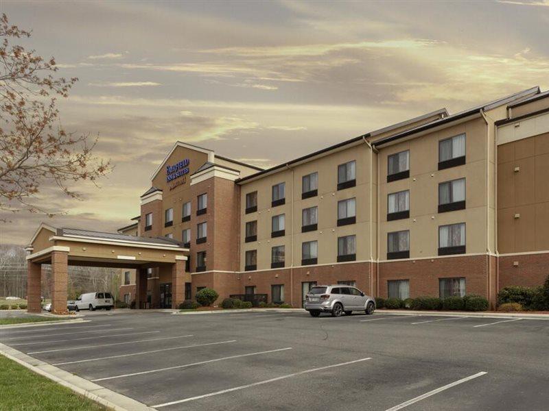 Fairfield Inn & Suites By Marriott Matthews Charlotte Exterior photo