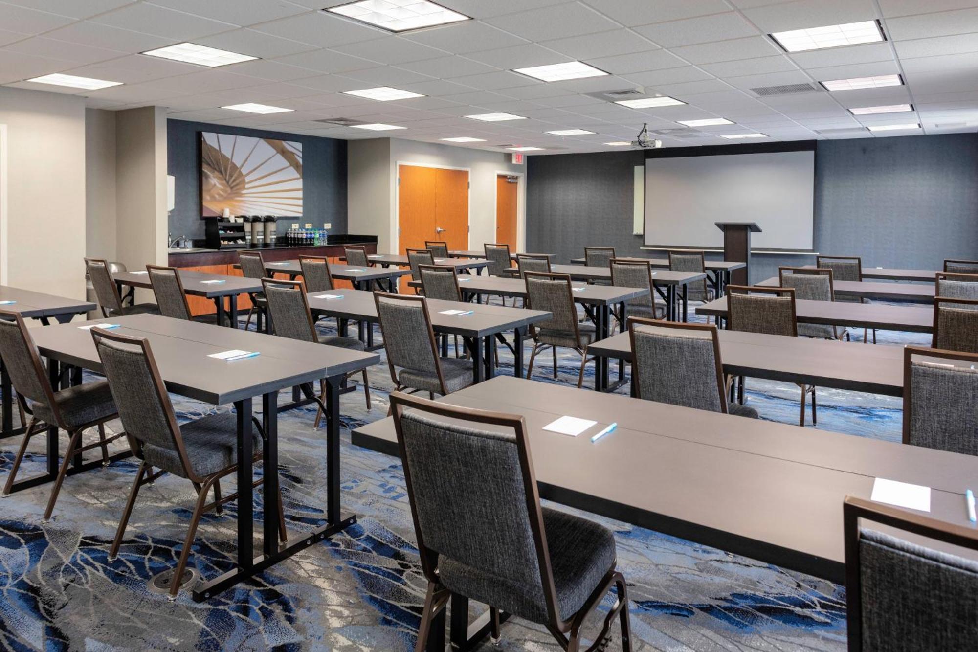 Fairfield Inn & Suites By Marriott Matthews Charlotte Exterior photo