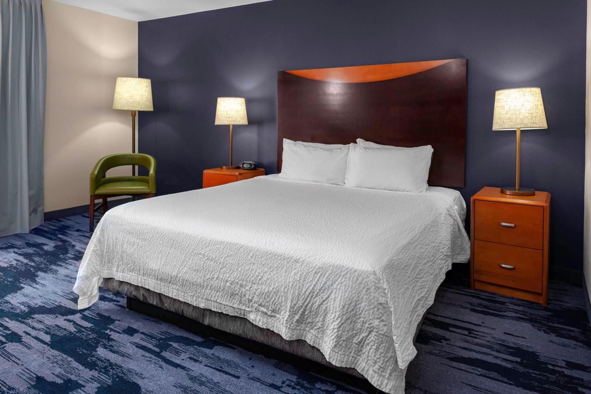 Fairfield Inn & Suites By Marriott Matthews Charlotte Exterior photo