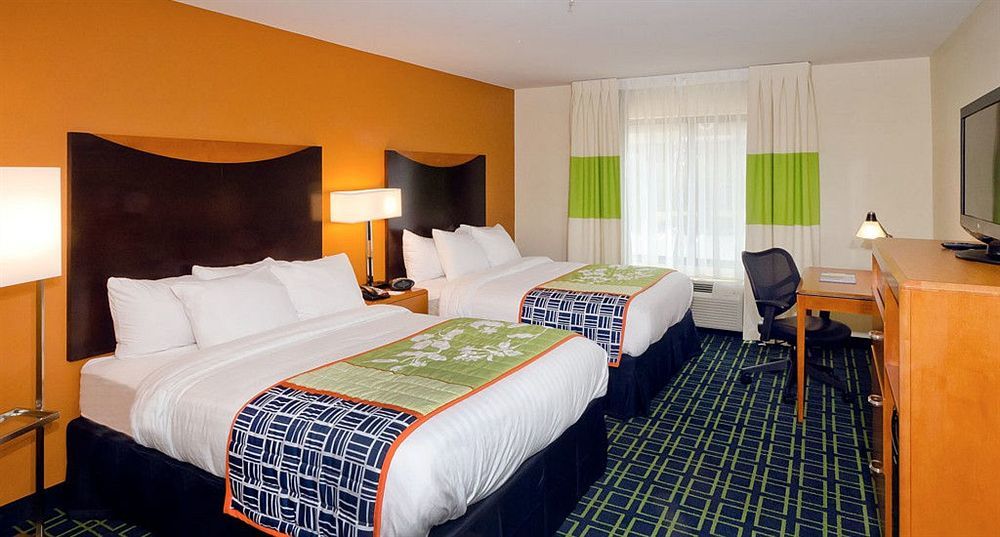 Fairfield Inn & Suites By Marriott Matthews Charlotte Exterior photo